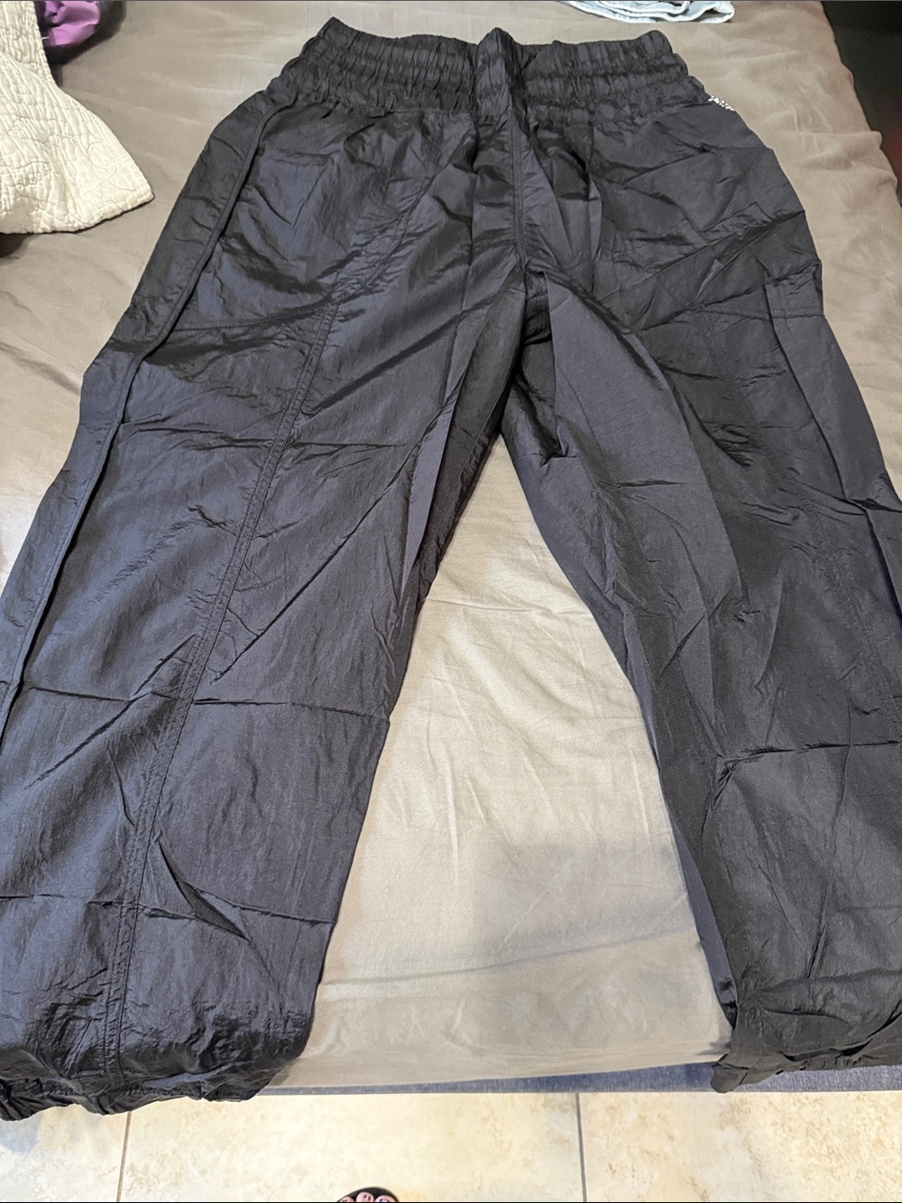 Free People Movement women’s Black Lightweight Track Pants - medium